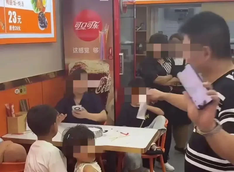 警方介入调查“三女子携四儿童频繁更换见面地点”事件-而安资源分享网